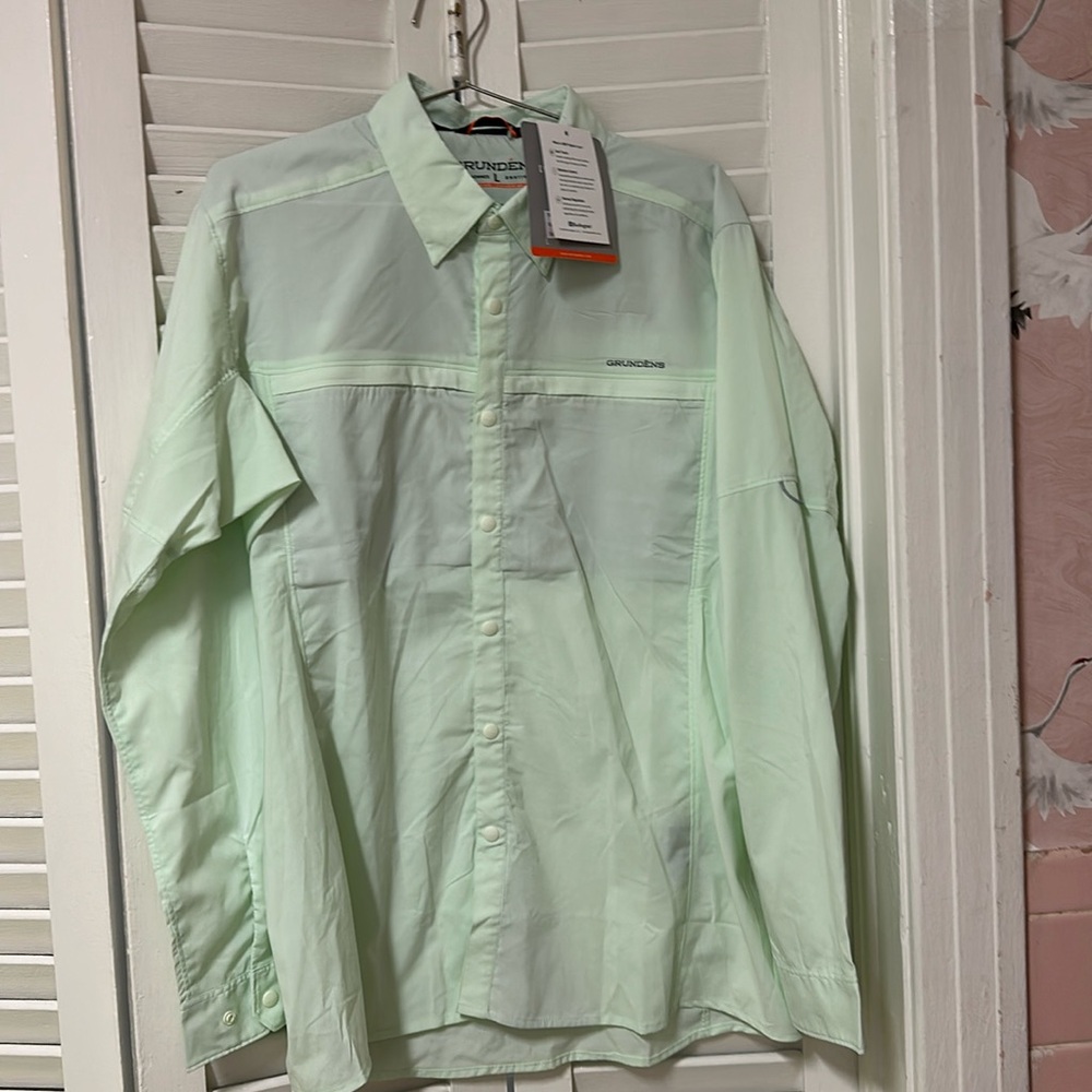 NWT Grundens snap up fishing shirt size L
